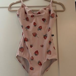LuckyLeo Strawberry Leotard M